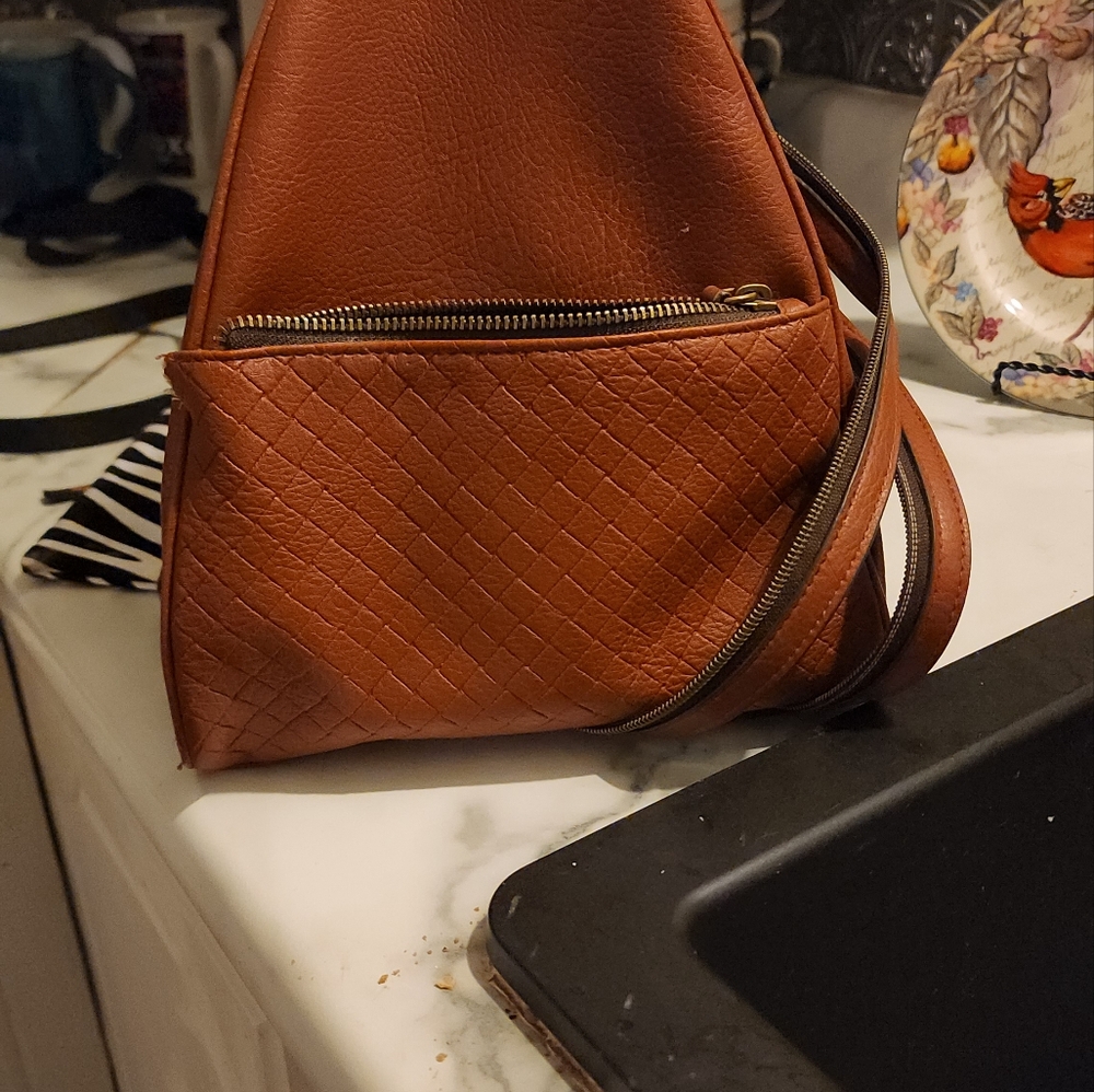 Backpack/purse - Picture 2 of 3